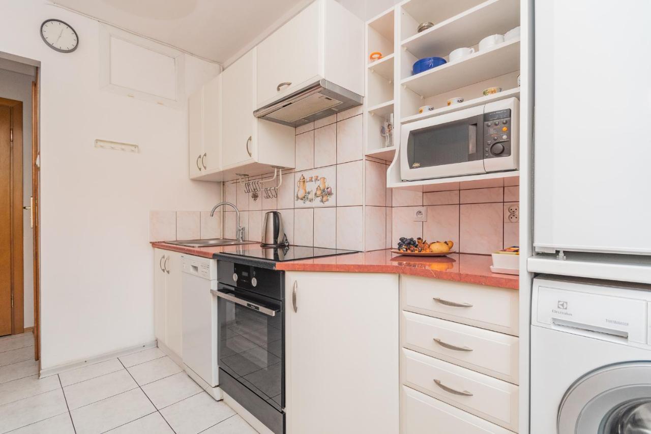 Bell Tower Old Town Gdansk Apartment Екстер'єр фото